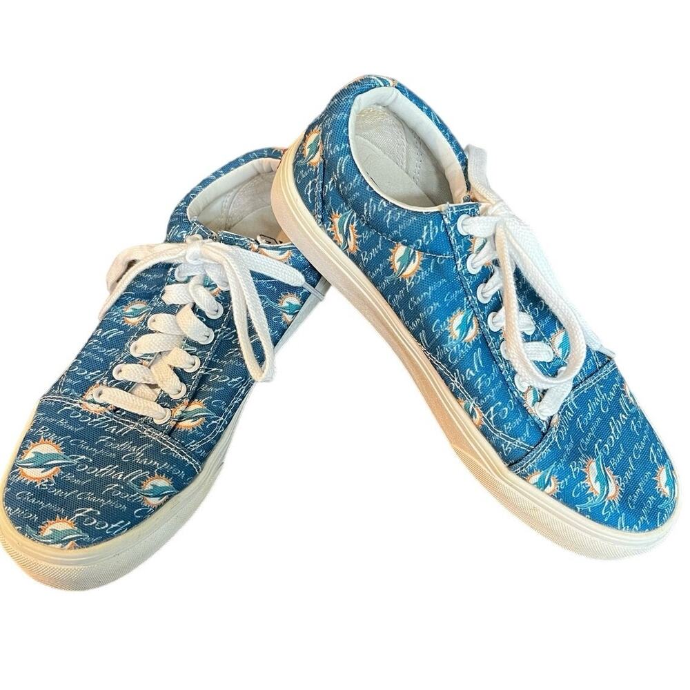 Three In Women's 8 Miami Dolphins Graphic Sneakers